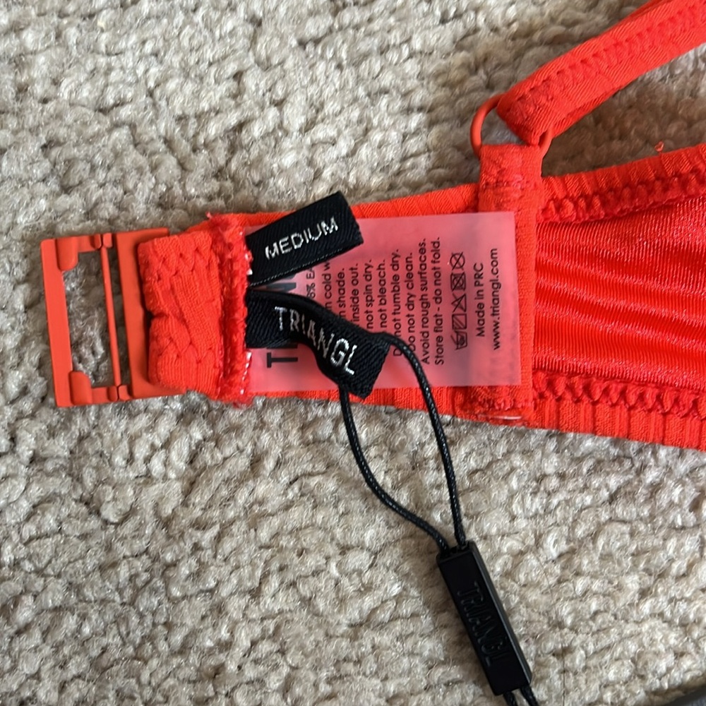 NWT TRIANGL Maci Bright Orange Candy Ribbed Sporty Bikini Top Only size Medium - Picture 8 of 8